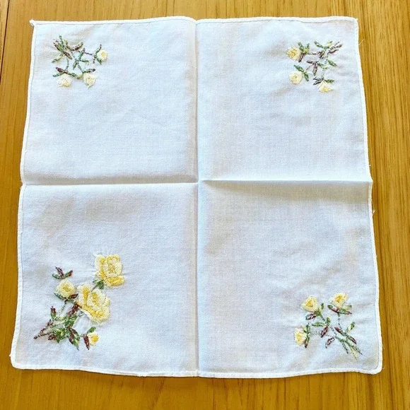 Vintage Handkerchief Hanky Embroidered Yellow Roses Flowers Fine Cotton 10.25" - Picture 5 of 6